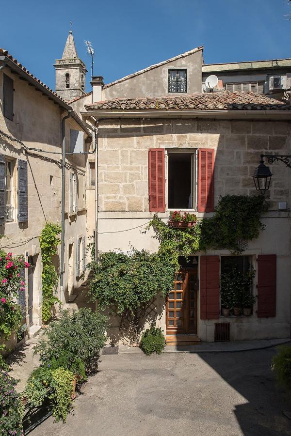 Arles Maison Petite Roquette Et Garage Luaran gambar